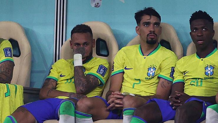 Brezilya'da Neymar sakatlığını atlattı