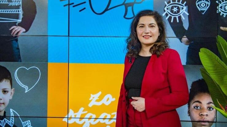 Hollanda'nın Türk kökenli ilk kadın Belediye Başkanı Huri Şahin görevine başladı
