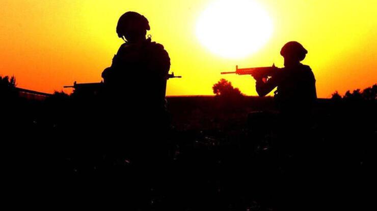 SON DAKİKA: PKK'dan kaçan 2 terör üyesi mensubu teslim oldu