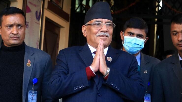Nepal'e Maoist başbakan