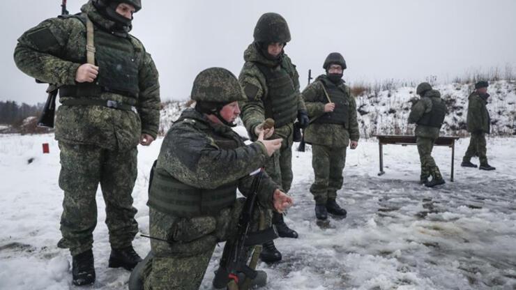 Rusya'da zorunlu askerlikte yeni çalışma: Yaş sınırı değişecek mi?