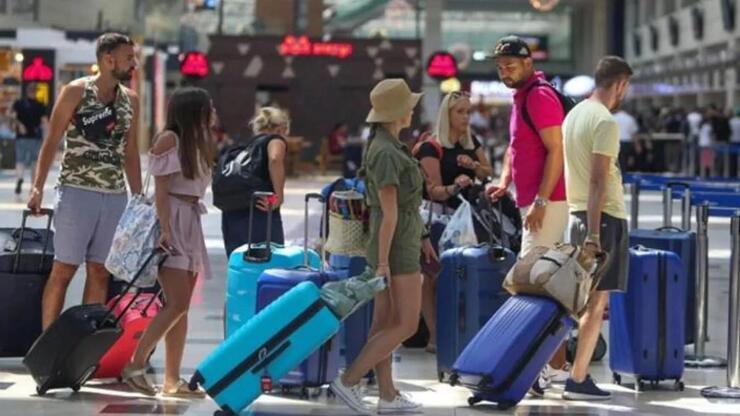 Turizm geliri geçen yılın aynı çeyreğine göre yüzde 22,2 arttı