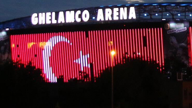 Gent'in stadı Türk Bayrağı ile aydınlatıldı