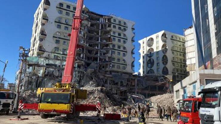 AFAD: Depremde 38 bin 44 kişi hayatını kaybetti