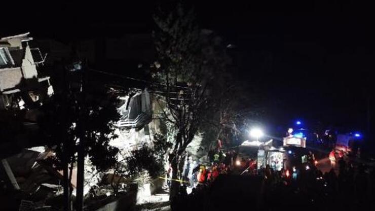 Antakya'da eşya aldıkları hasarlı bina Hatay depreminde yıkıldı; 3 kişi enkaz altında