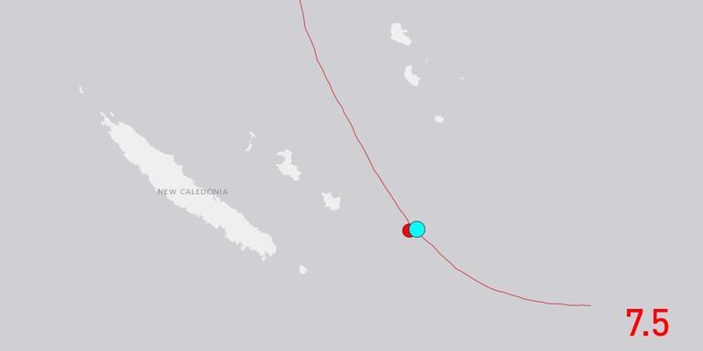 Yeni Kaledonyada deprem Tsunami uyarısı yapıldı