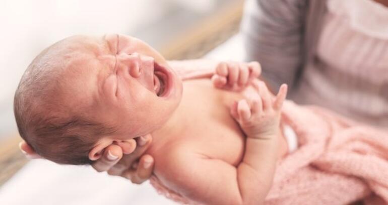 Bebeklerde kabızlığa ne iyi gelir Bebeklerde kabızlık nasıl geçer Bebeklerde kabızlığa iyi gelen şeyler