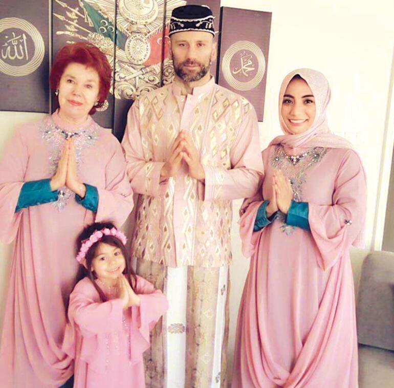 Deniz Gökçer’in oğlu Cem Cüneyd Perk, Endonezyalı şarkıcı Siti Rahmawati İdham’dan boşandı