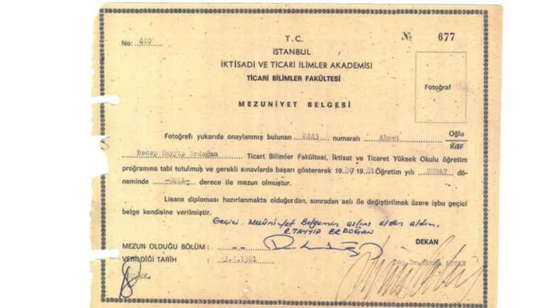 İşte Cumhurbaşkanı Erdoğanın mezuniyet belgeleri