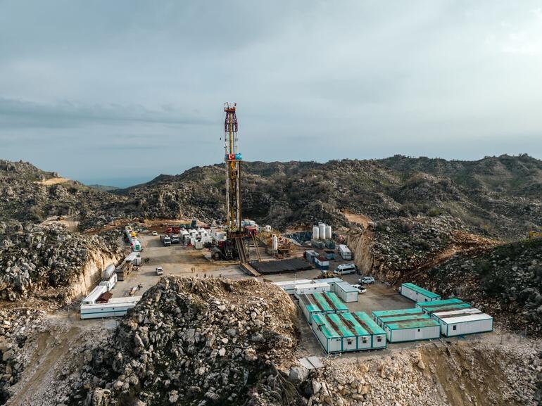 Yer: Cûdi-Gabar bölgesi Türkiyenin en kaliteli petrolü burada keşfedildi...
