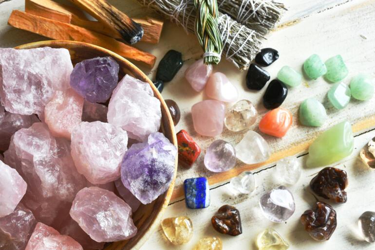 Natural Stone Names: List of Gemstones and Benefits....