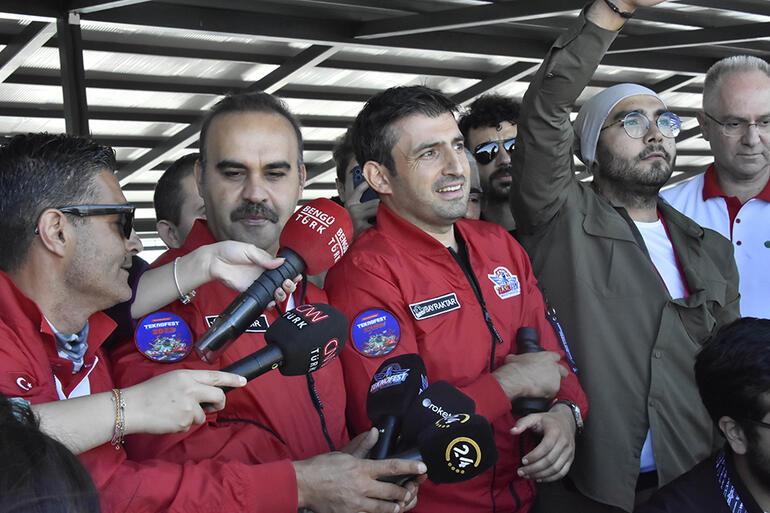 TEKNOFEST roket yarışması devam ediyor... Bakan Kacır ve Selçuk Bayraktar CNN TÜRKe konuştu